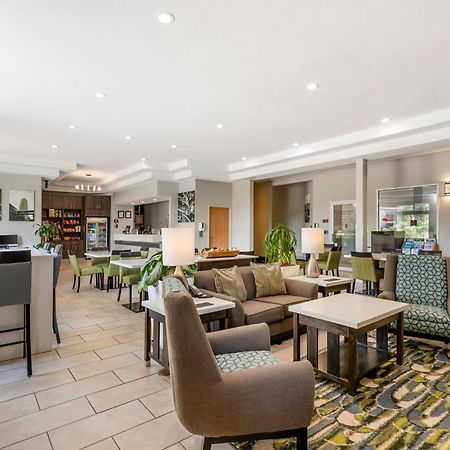Best Western Plus Des Moines West Inn & Suites Clive Kültér fotó