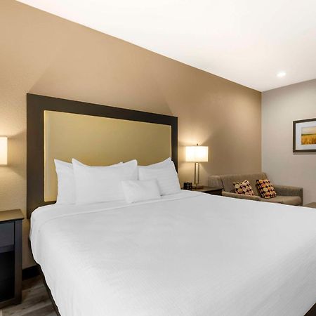 Best Western Plus Des Moines West Inn & Suites Clive Kültér fotó