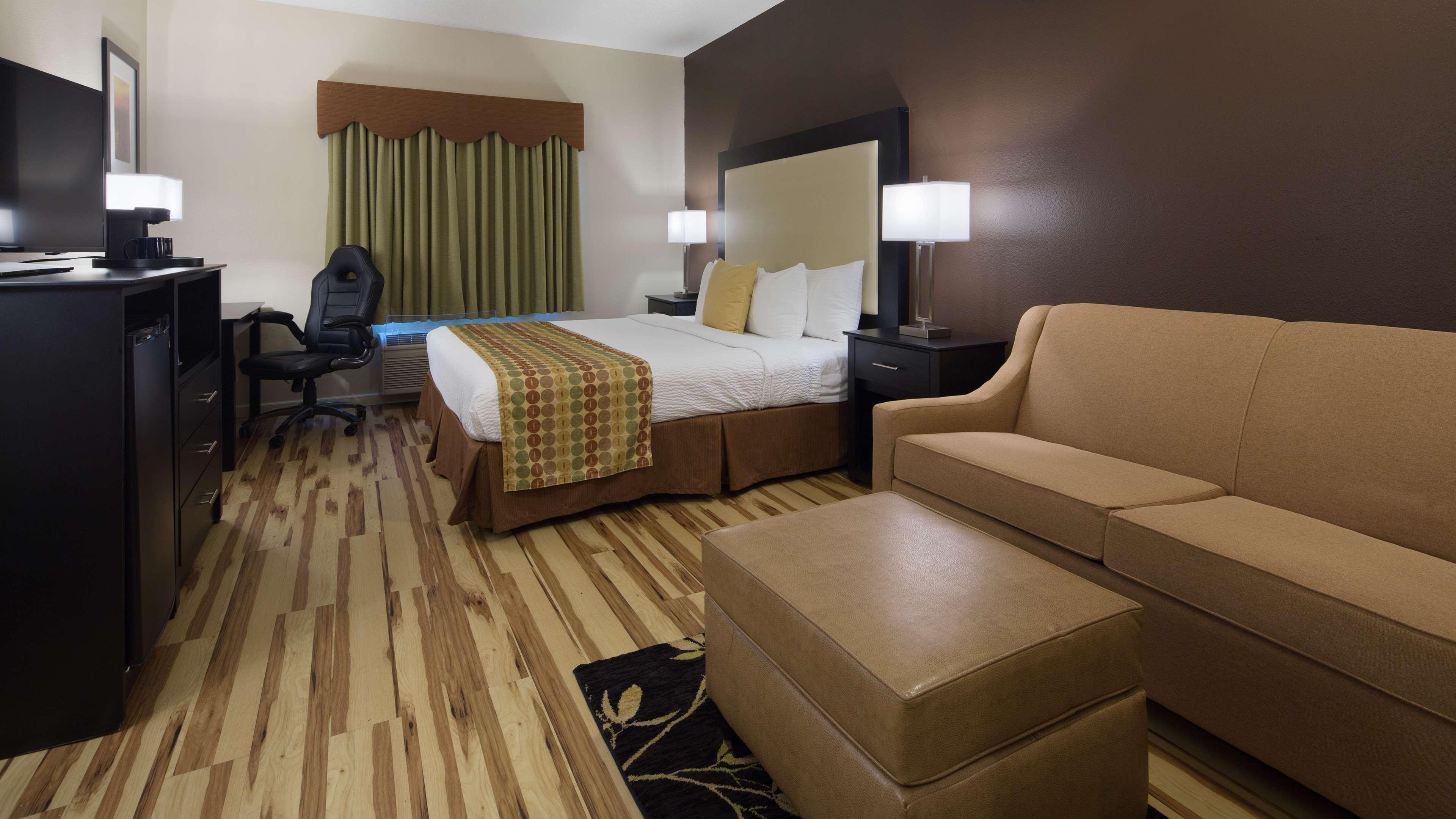 Best Western Plus Des Moines West Inn & Suites Clive Kültér fotó