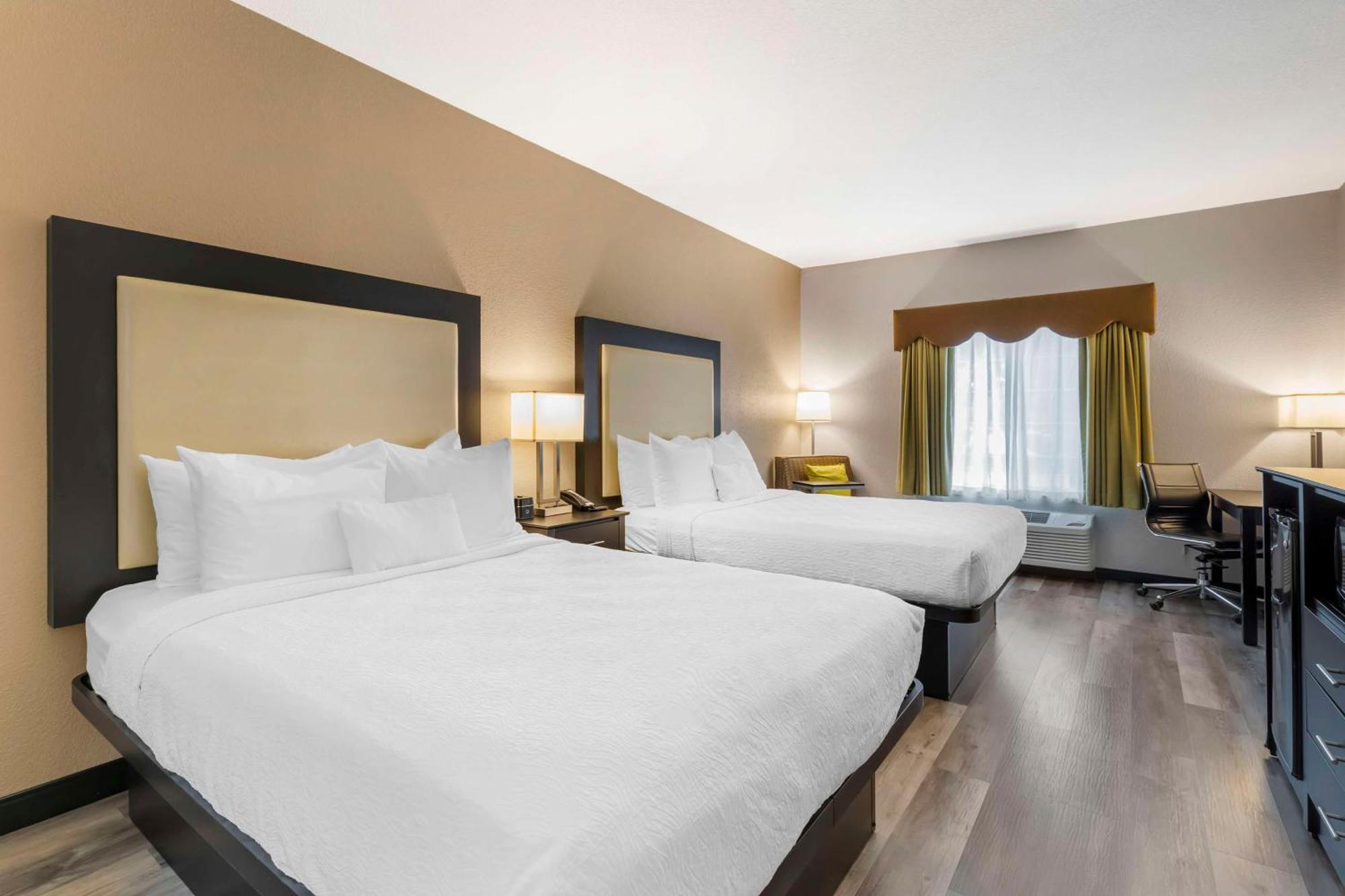 Best Western Plus Des Moines West Inn & Suites Clive Kültér fotó