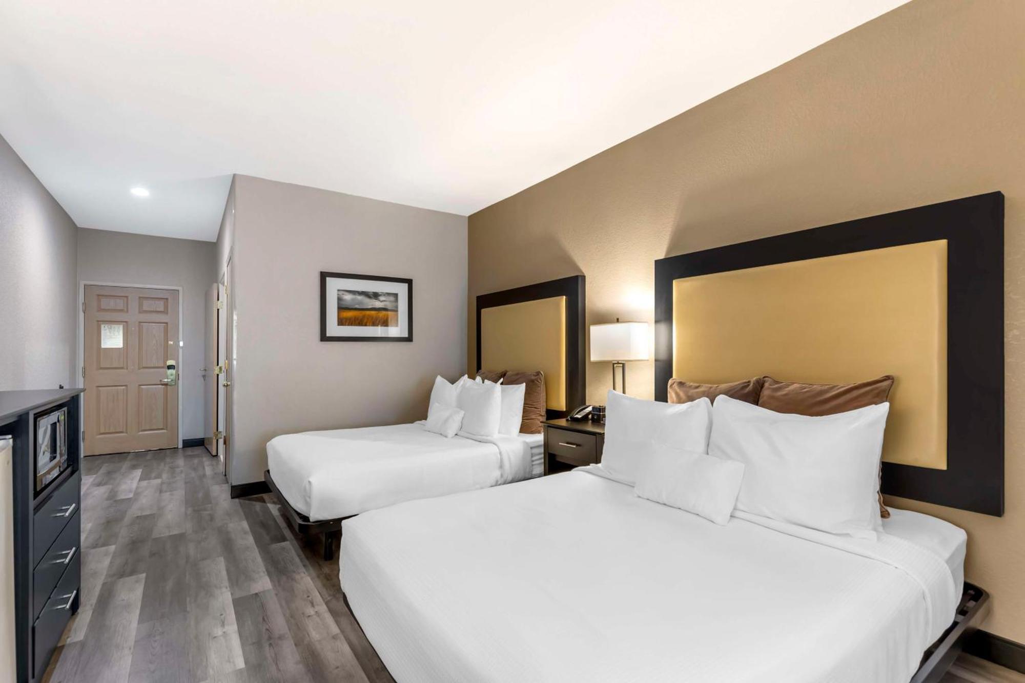 Best Western Plus Des Moines West Inn & Suites Clive Kültér fotó