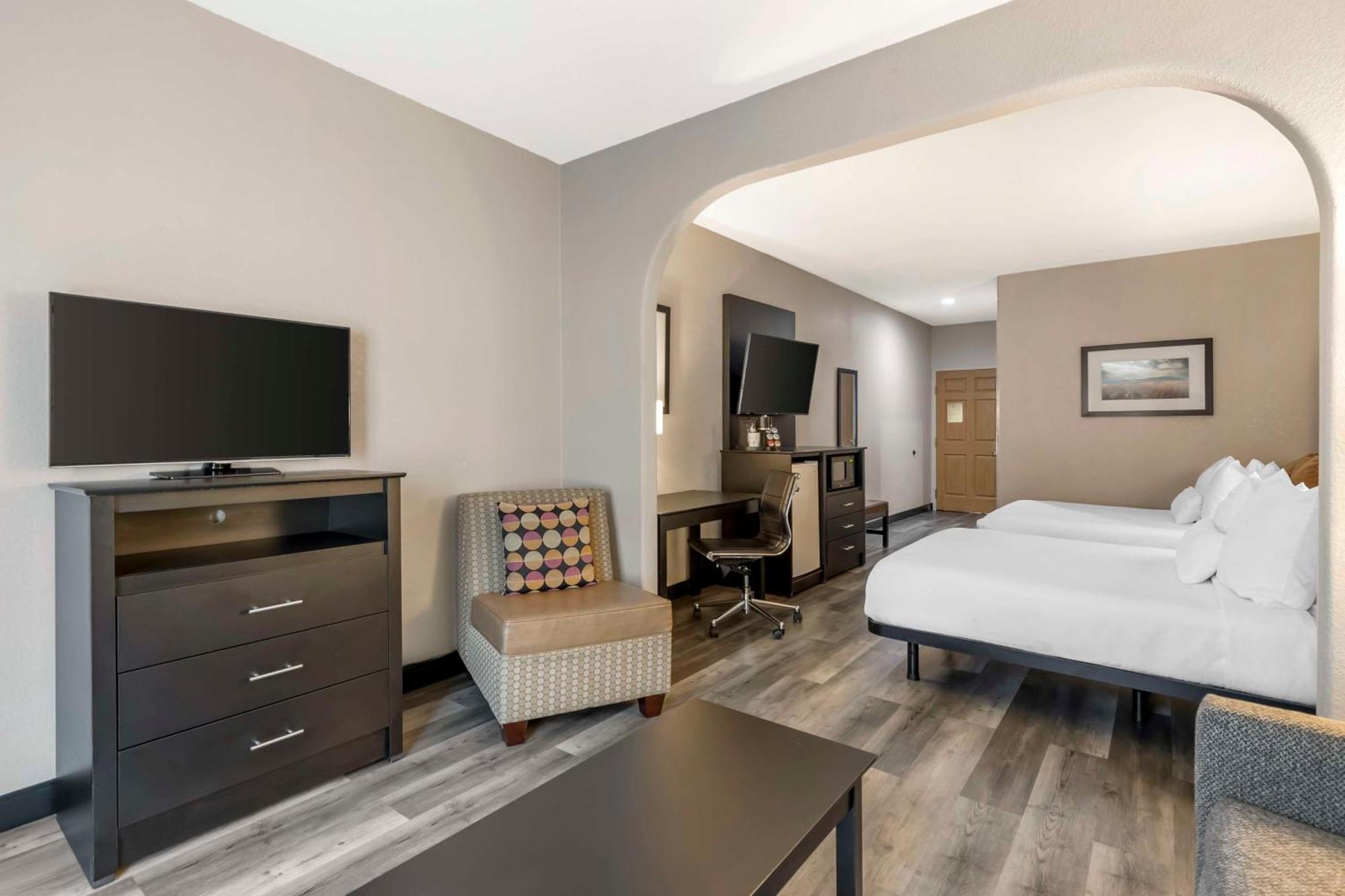 Best Western Plus Des Moines West Inn & Suites Clive Kültér fotó