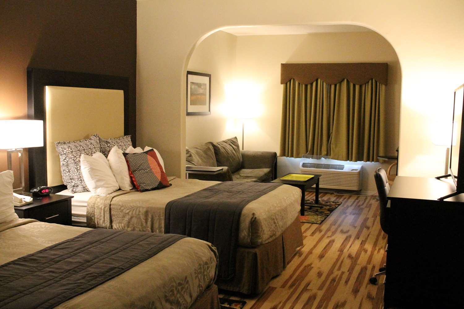 Best Western Plus Des Moines West Inn & Suites Clive Kültér fotó